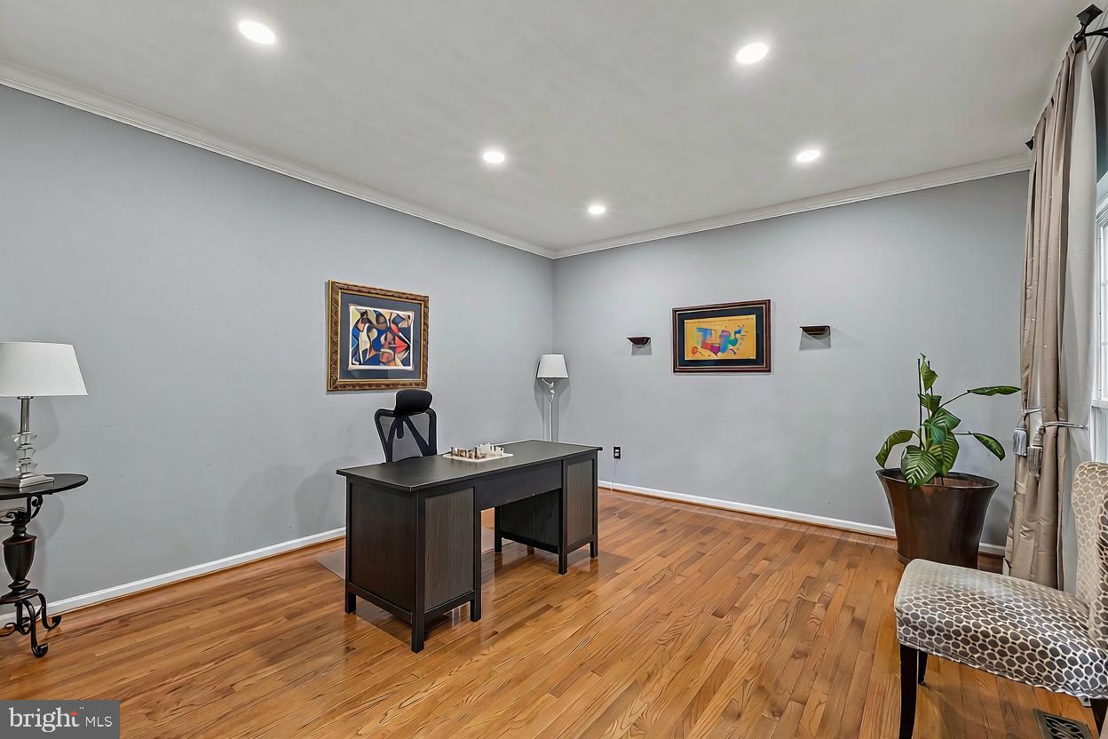 8 Winding Oak Ct Property Photo 13