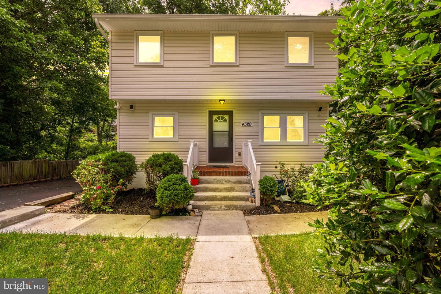 4320 IVY GLEN RD