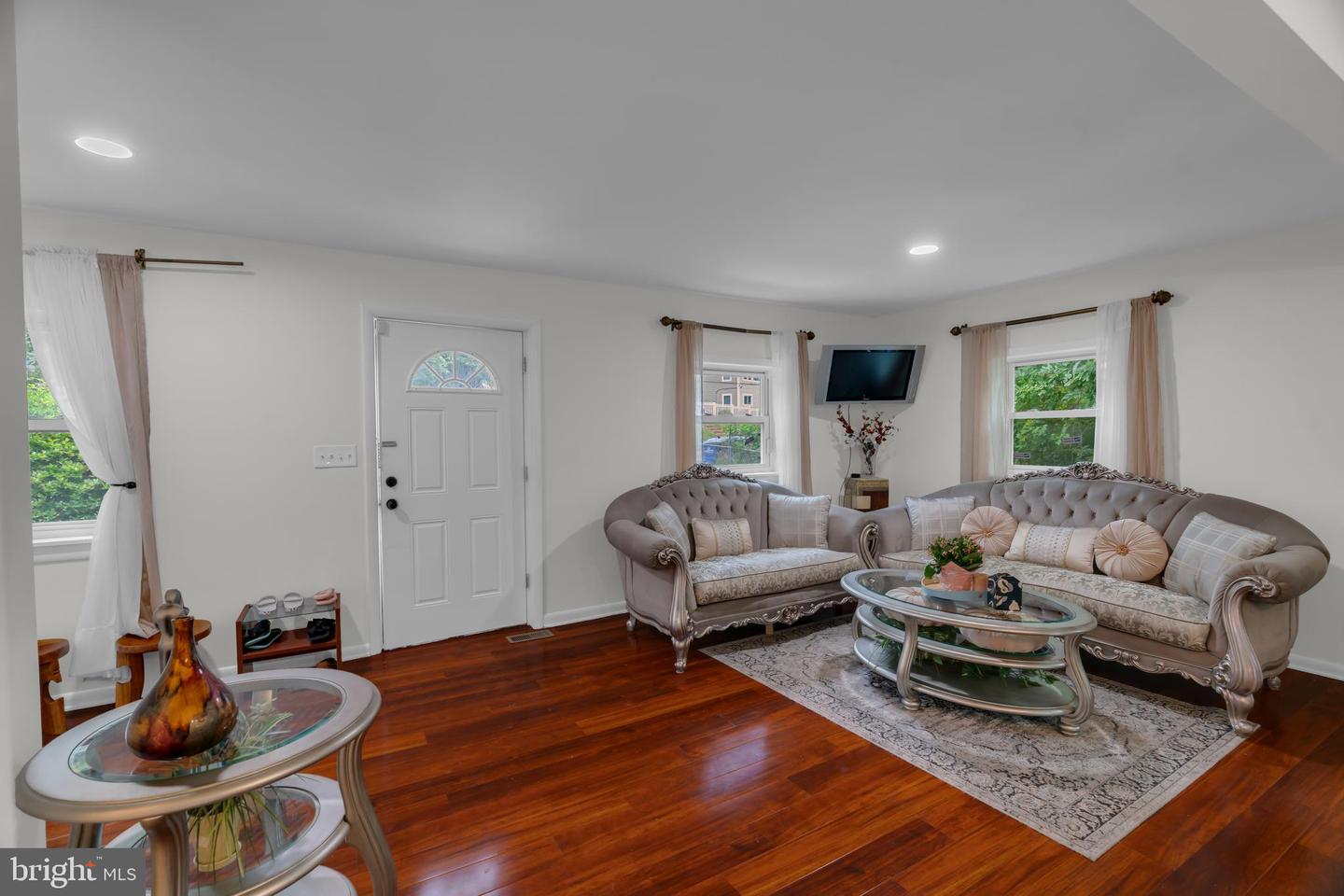 4320 Ivy Glen Rd Property Photo 17