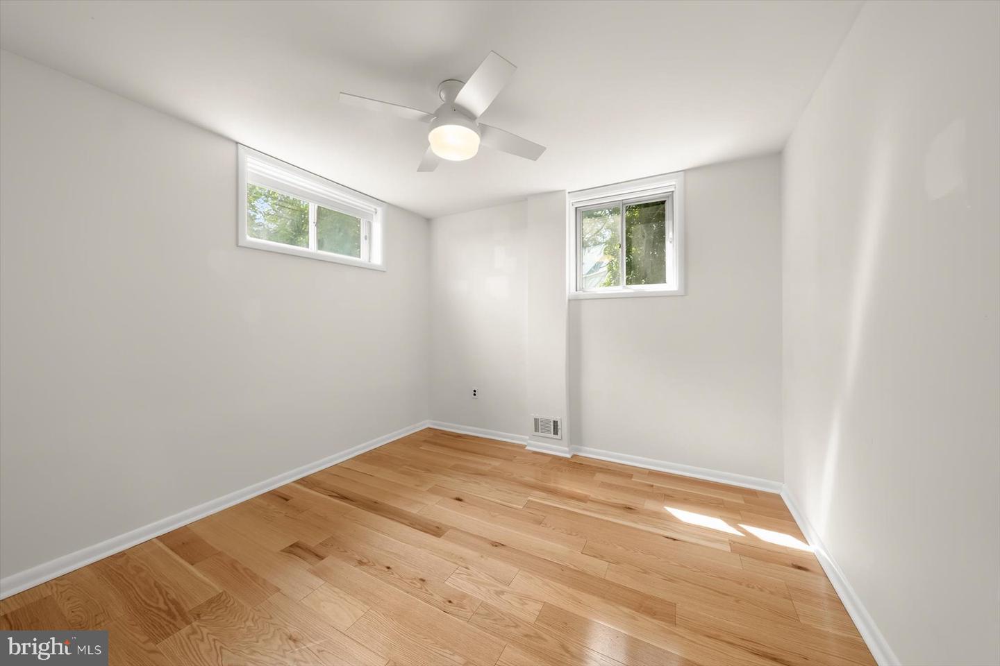 11403 Cam Ct Property Photo 21