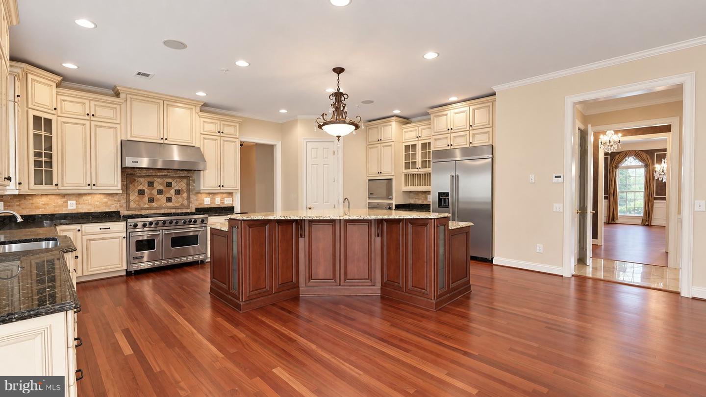12600 Hill Creek Ln Property Photo 24