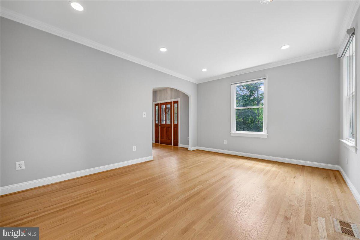 13121 Esworthy Rd Property Photo 6