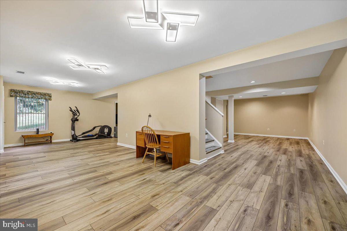 13121 Esworthy Rd Property Photo 30