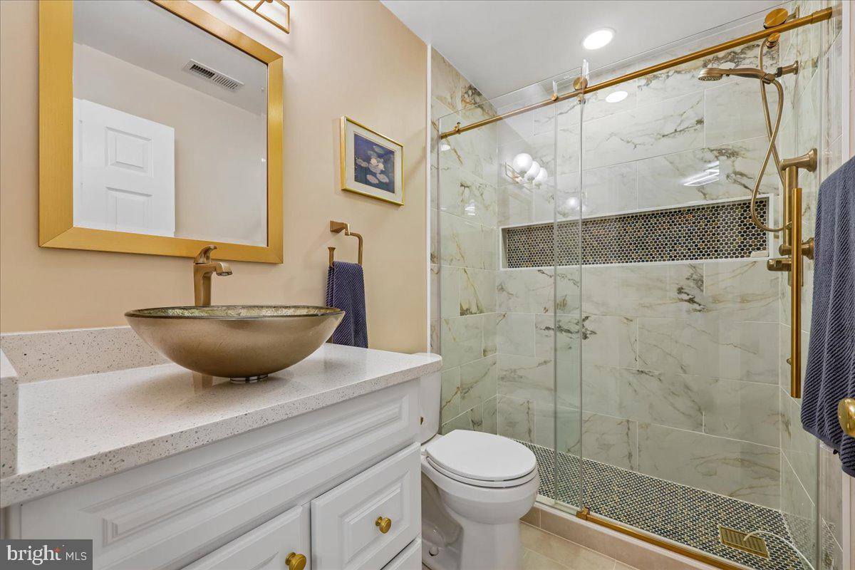 13121 Esworthy Rd Property Photo 33