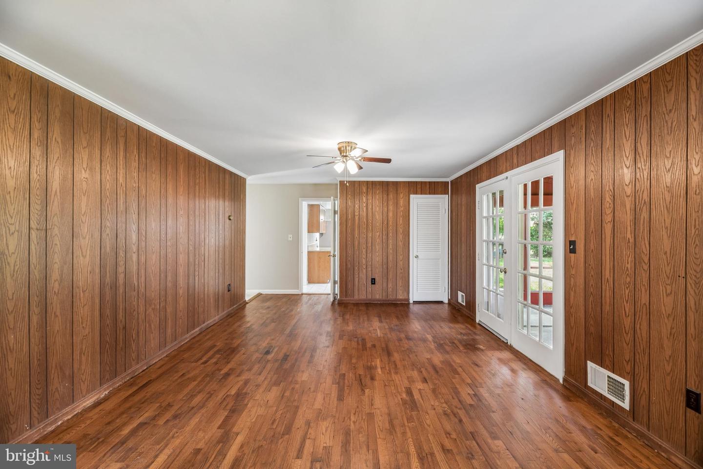 8839 Tuckerman Ln Property Photo 24