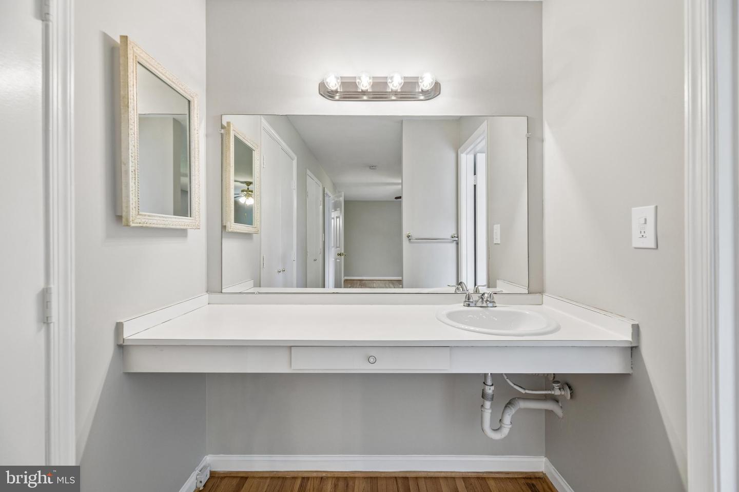 8839 Tuckerman Ln Property Photo 47