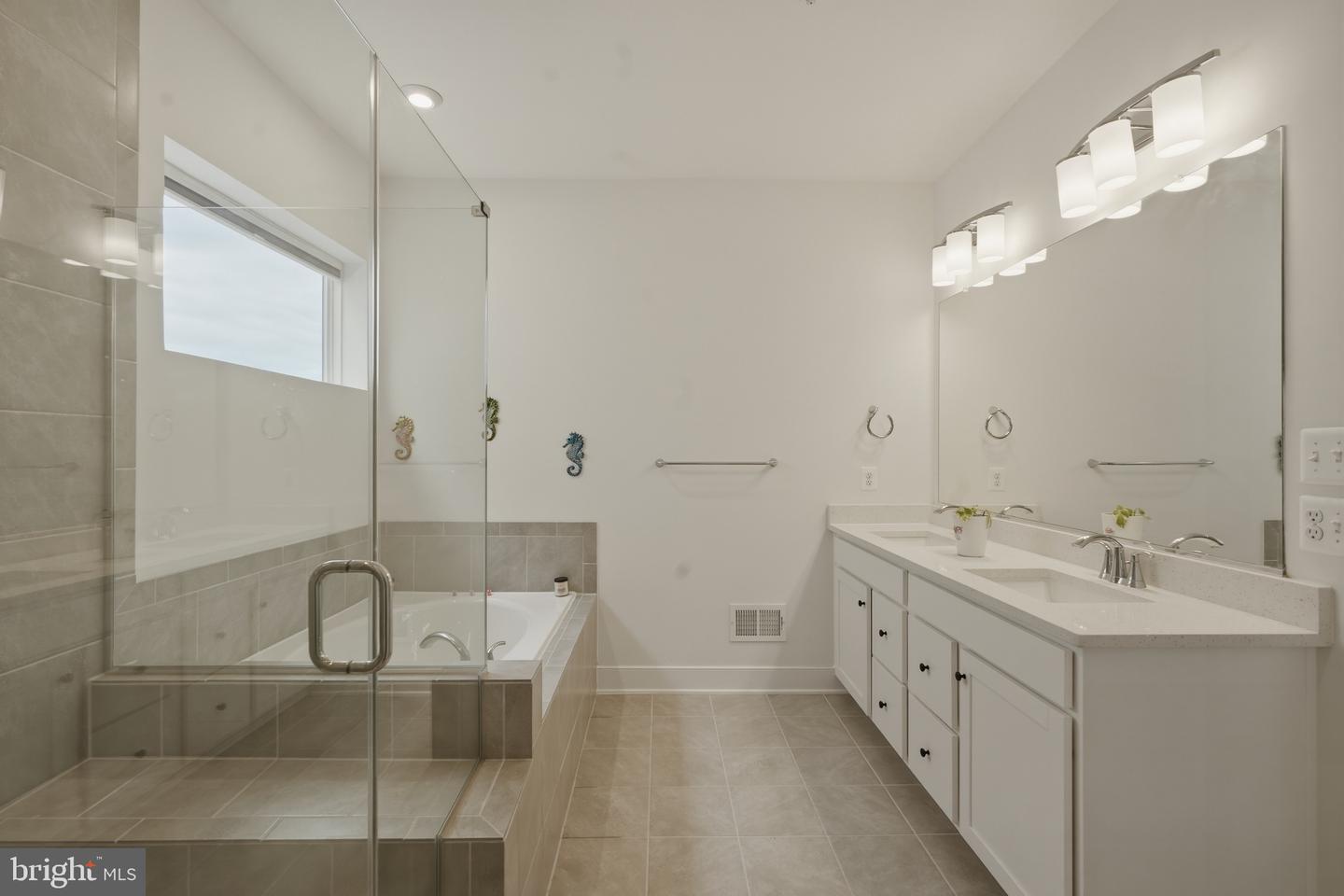 14506 Dowitcher Way Property Photo 33
