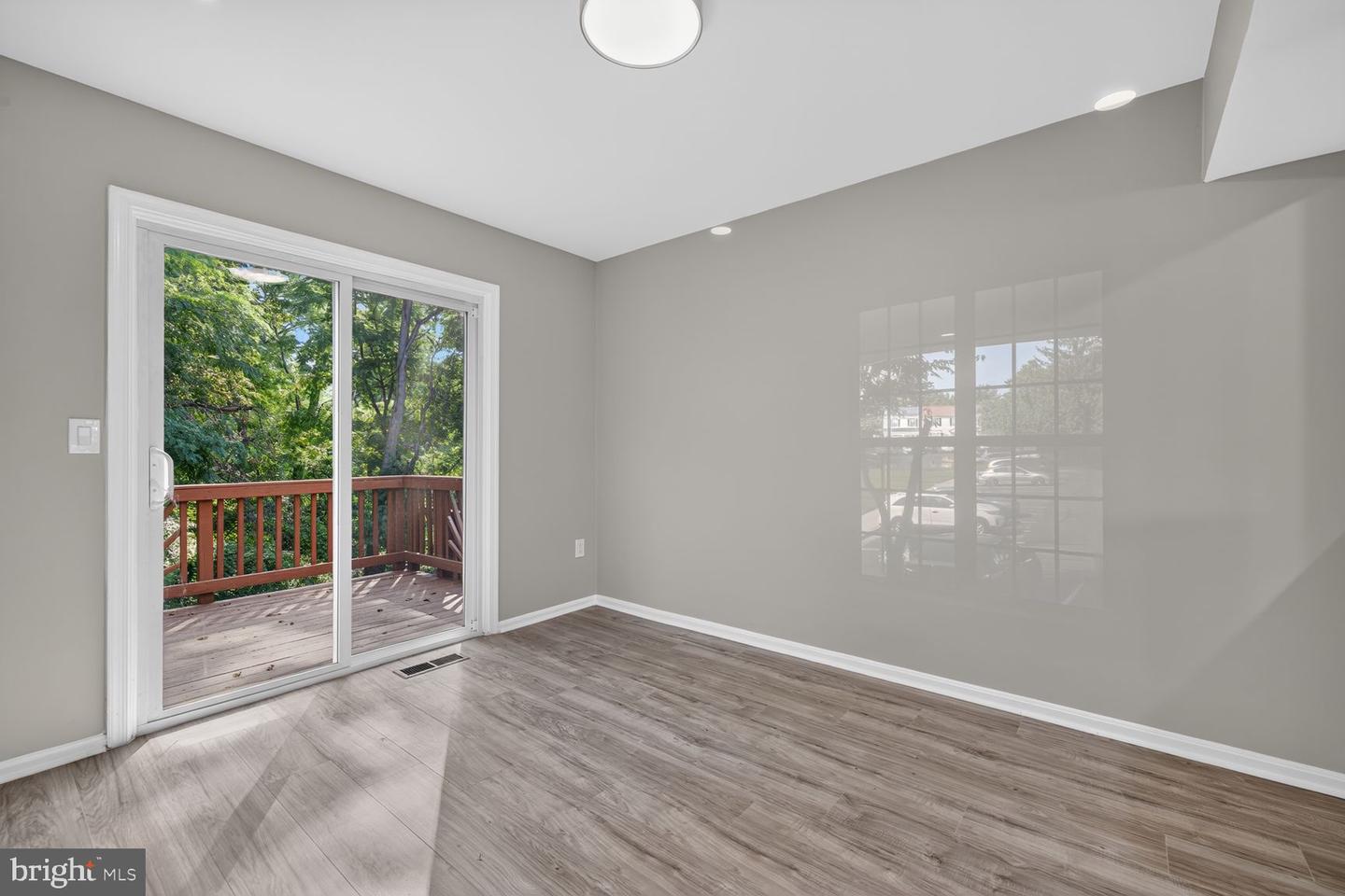 19239 Esmond Ter Property Photo 5
