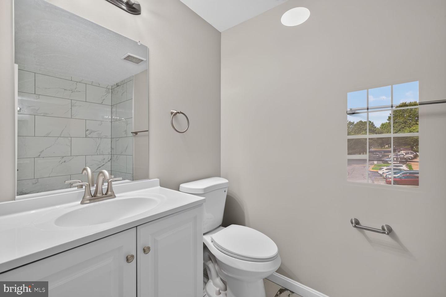19239 Esmond Ter Property Photo 10