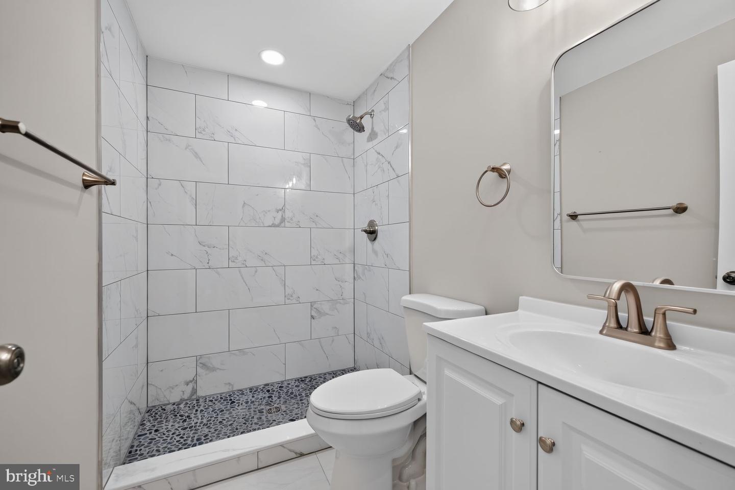 19239 Esmond Ter Property Photo 12