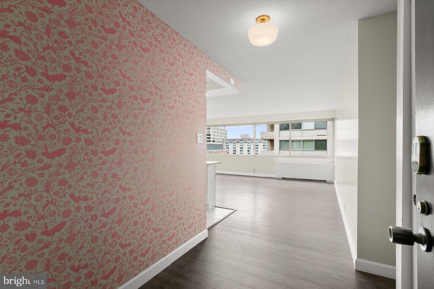 5500 Friendship Blvd #1823n Property Photo 4