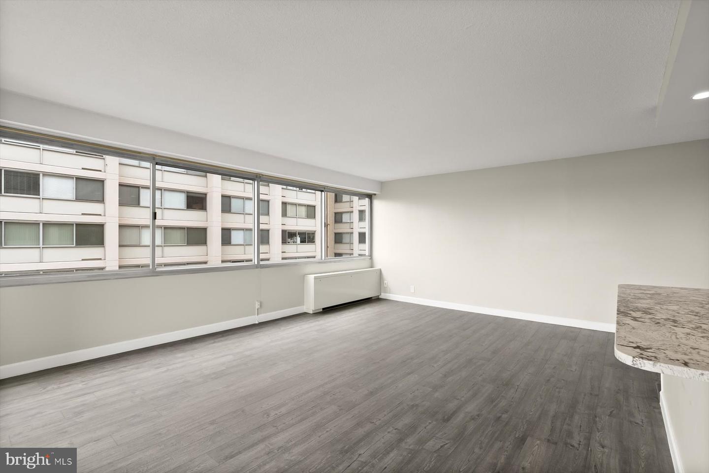 5500 Friendship Blvd #1823n Property Photo 6
