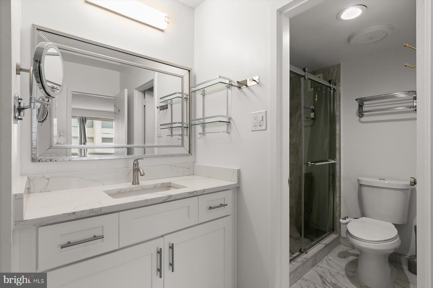 5500 Friendship Blvd #1823n Property Photo 22