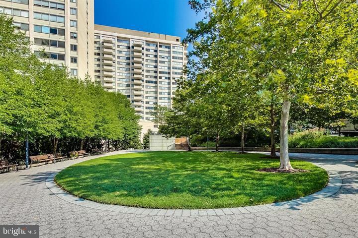 5500 Friendship Blvd #1823n Property Photo 32