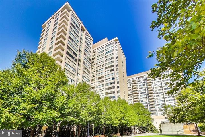 5500 Friendship Blvd #1823n Property Photo 34