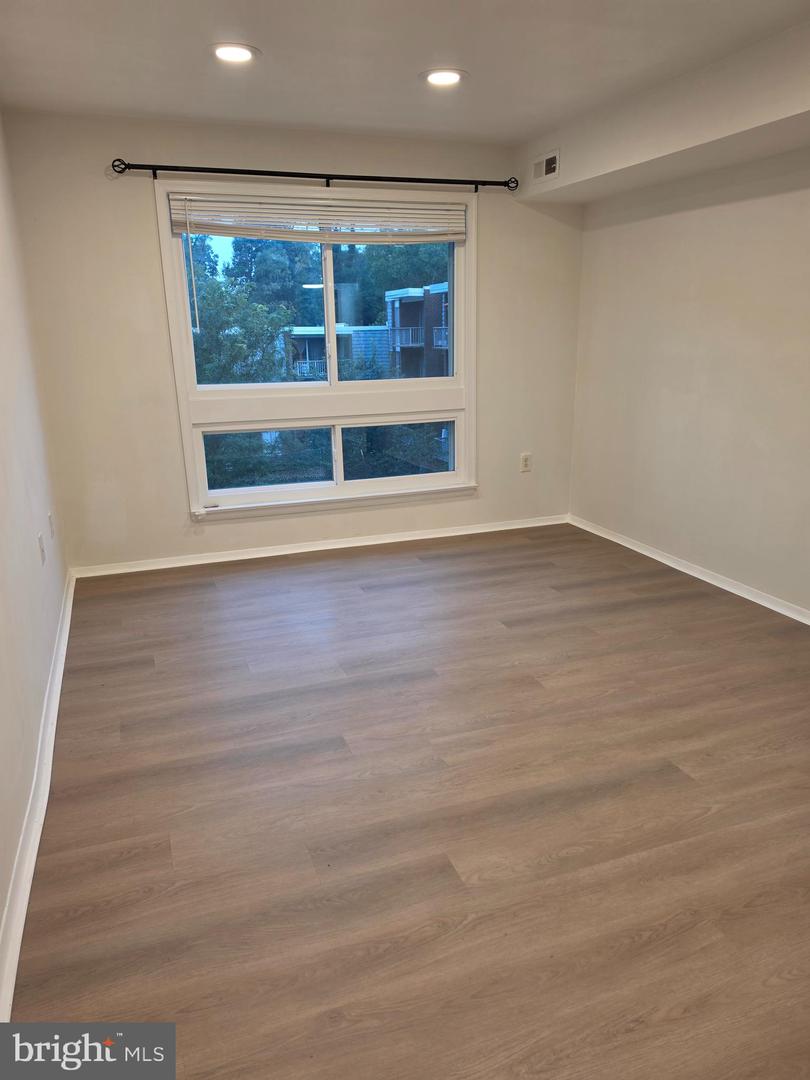 3970 Bel Pre Rd #3970-7 Property Photo 14