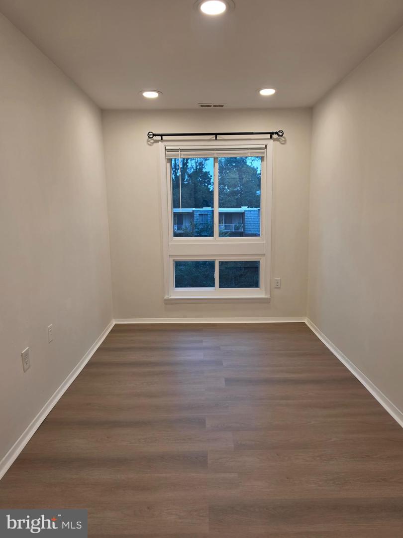 3970 Bel Pre Rd #3970-7 Property Photo 19