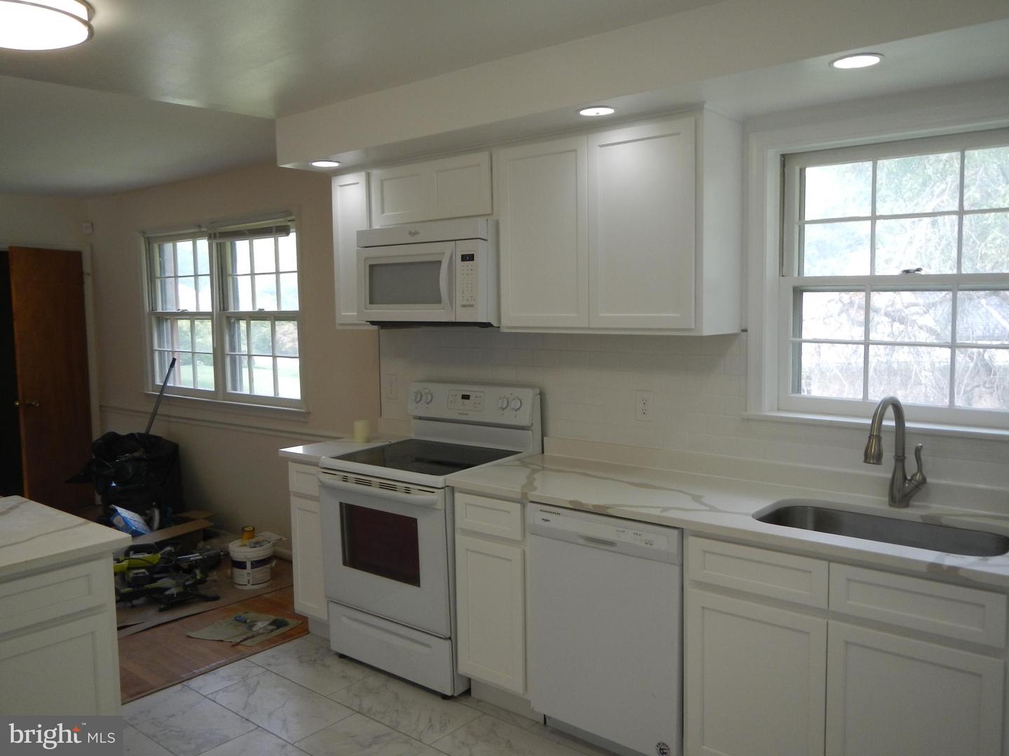 9 Stoneyhurst Ct Property Photo 5