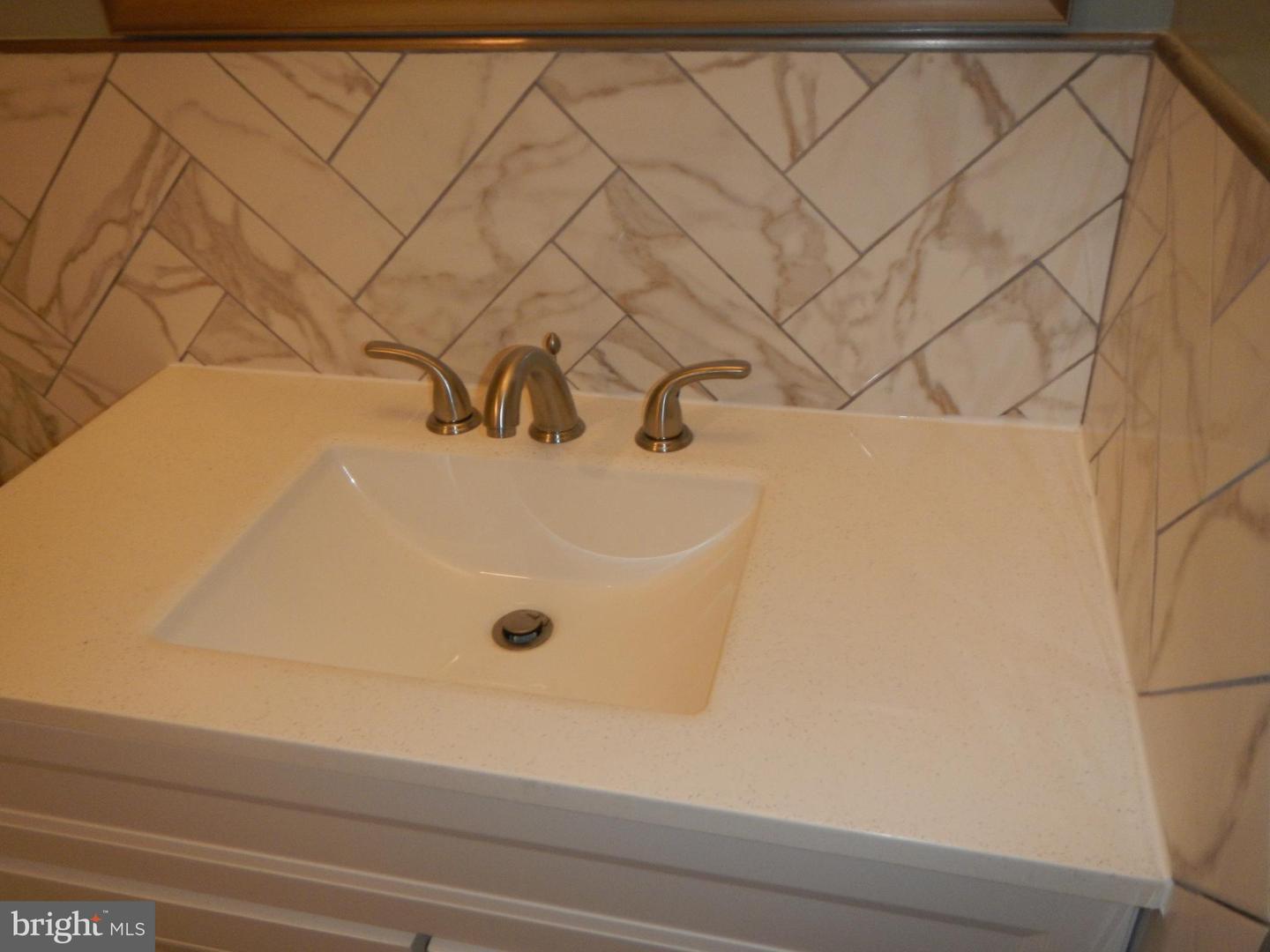 9 Stoneyhurst Ct Property Photo 6