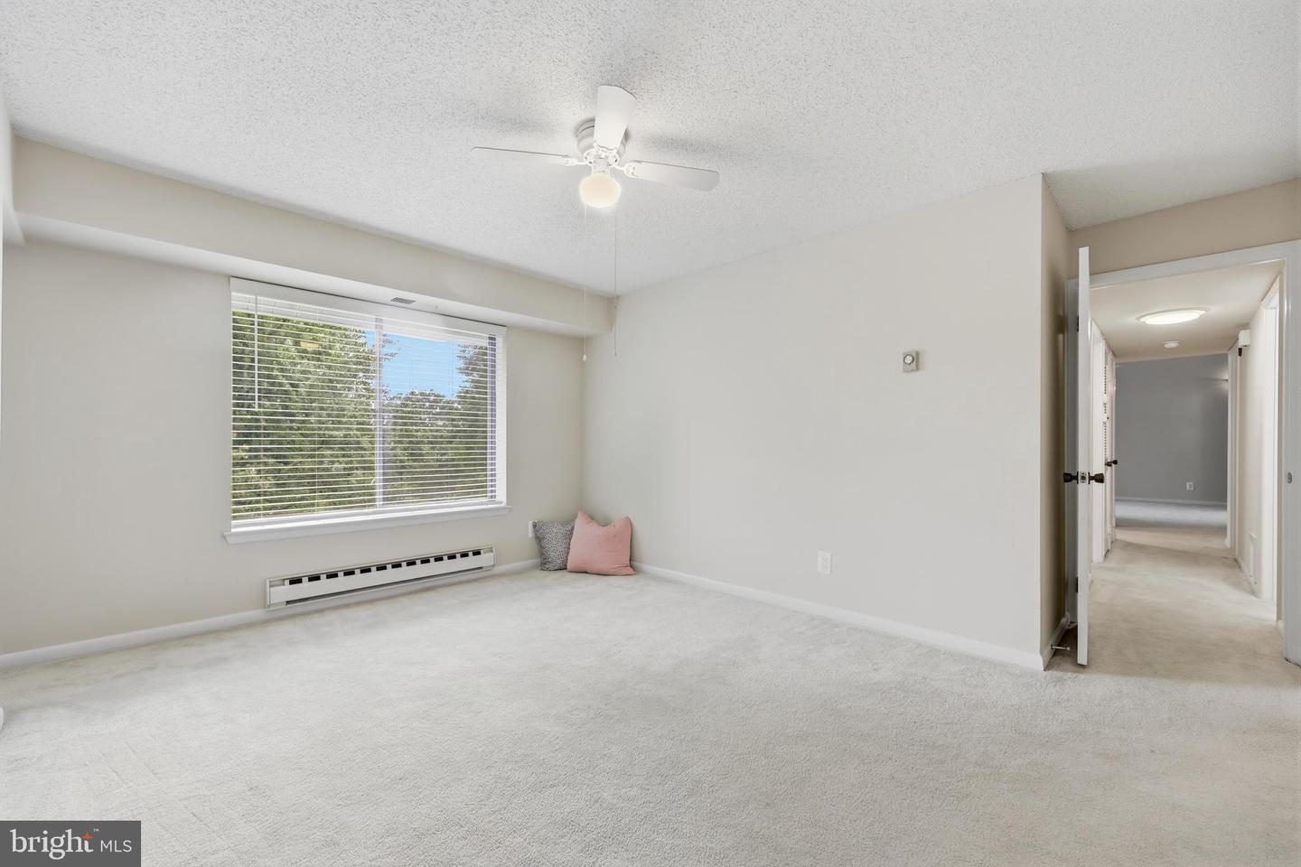 15301 Beaverbrook Ct #92-3g Property Photo 14