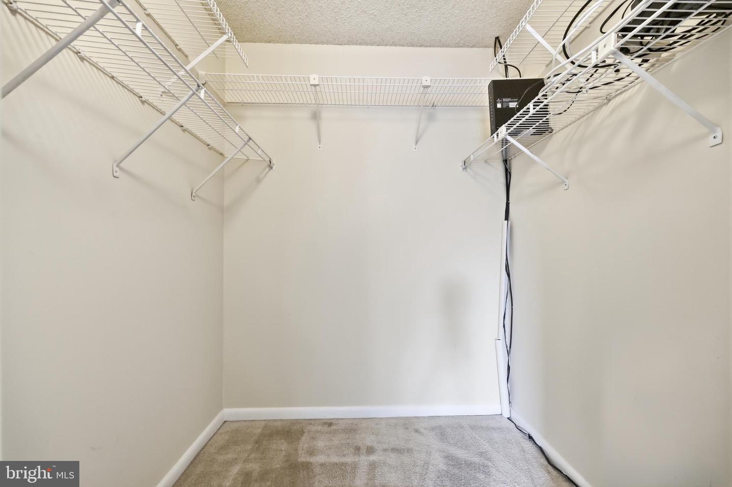 15301 Beaverbrook Ct #92-3g Property Photo 19