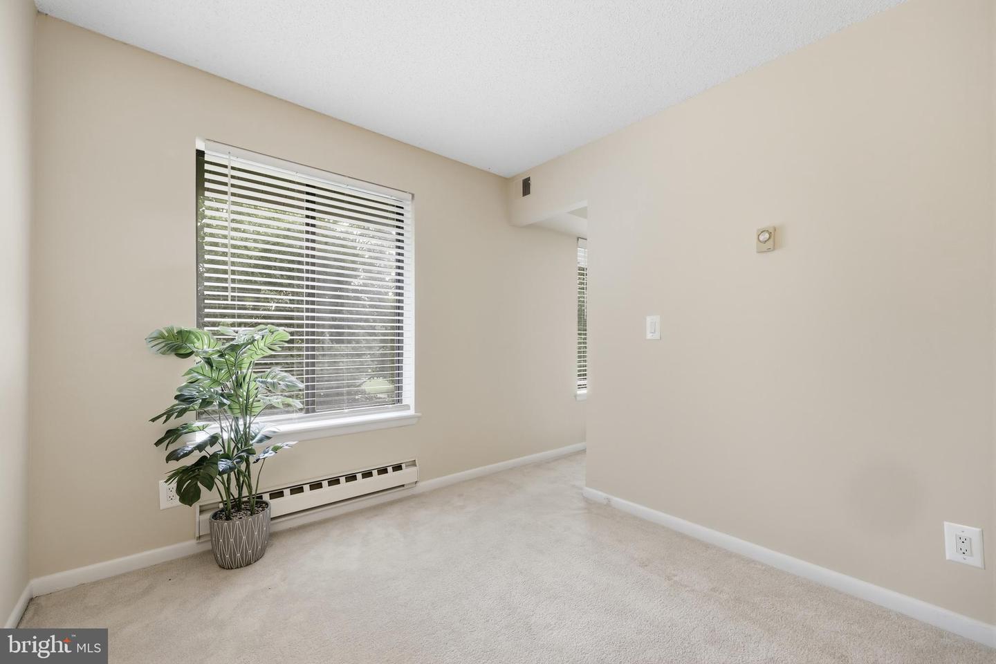 15301 Beaverbrook Ct #92-3g Property Photo 21
