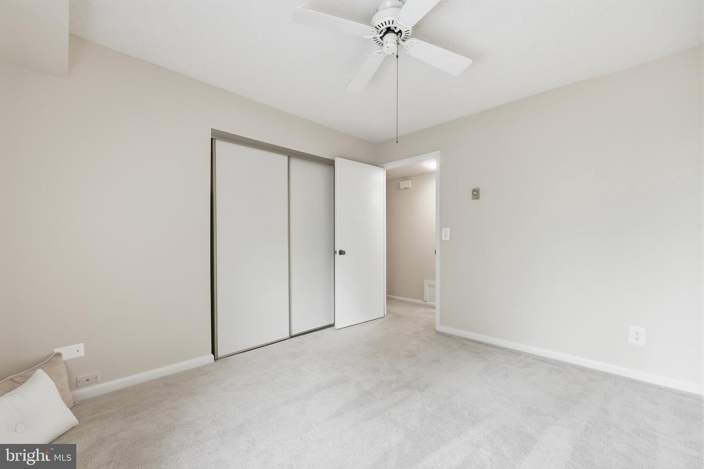 15301 Beaverbrook Ct #92-3g Property Photo 24