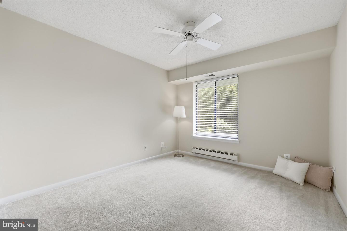 15301 Beaverbrook Ct #92-3g Property Photo 25