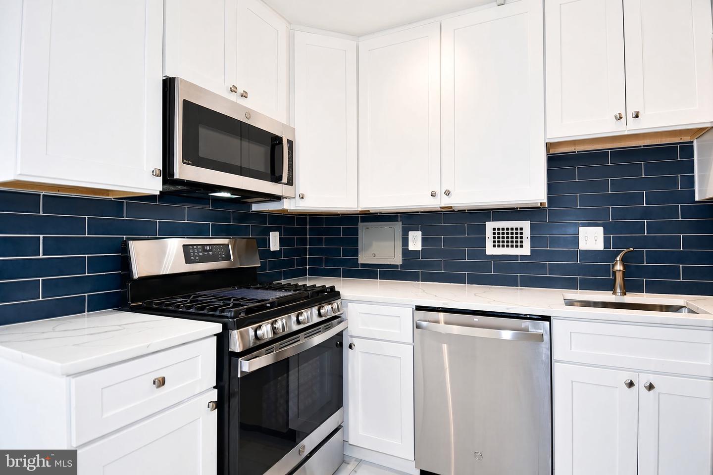 5500 Friendship Blvd #1708n Property Photo 2