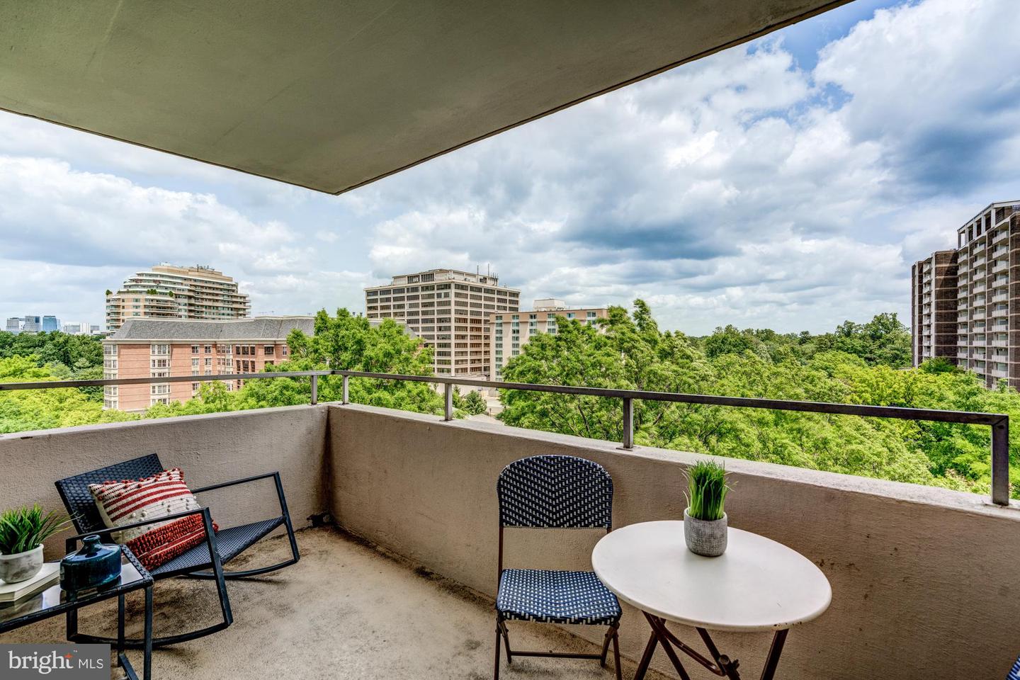 5500 Friendship Blvd #1708n Property Photo 6