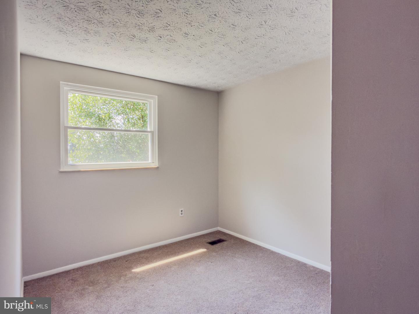 18008 Wagonwheel Ct Property Photo 19