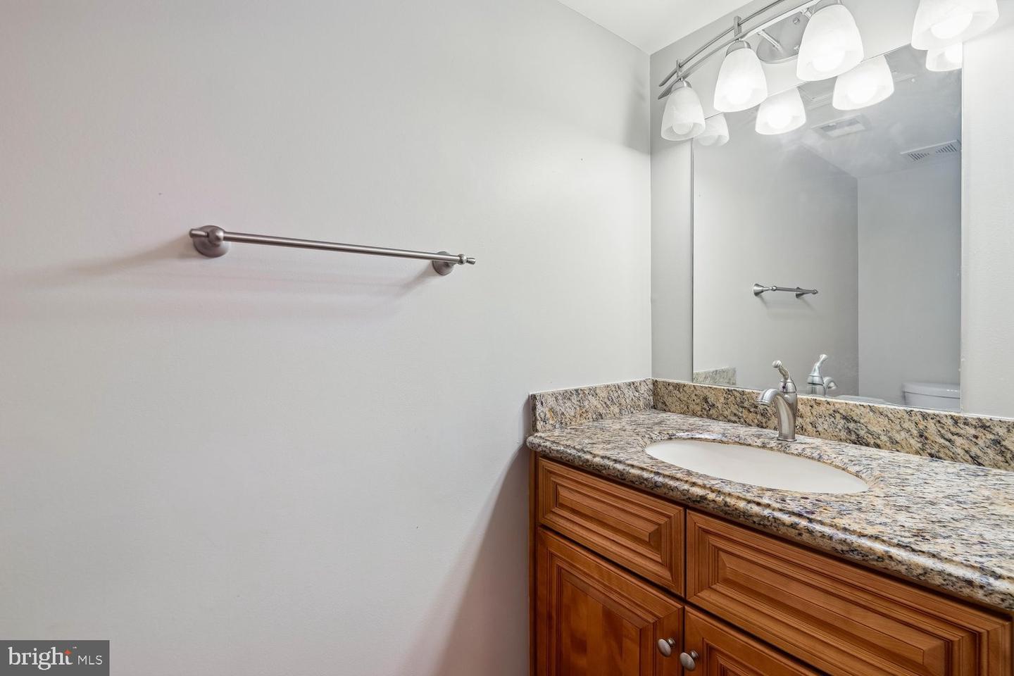 3701 Capulet Ter #3701-4 Property Photo 13