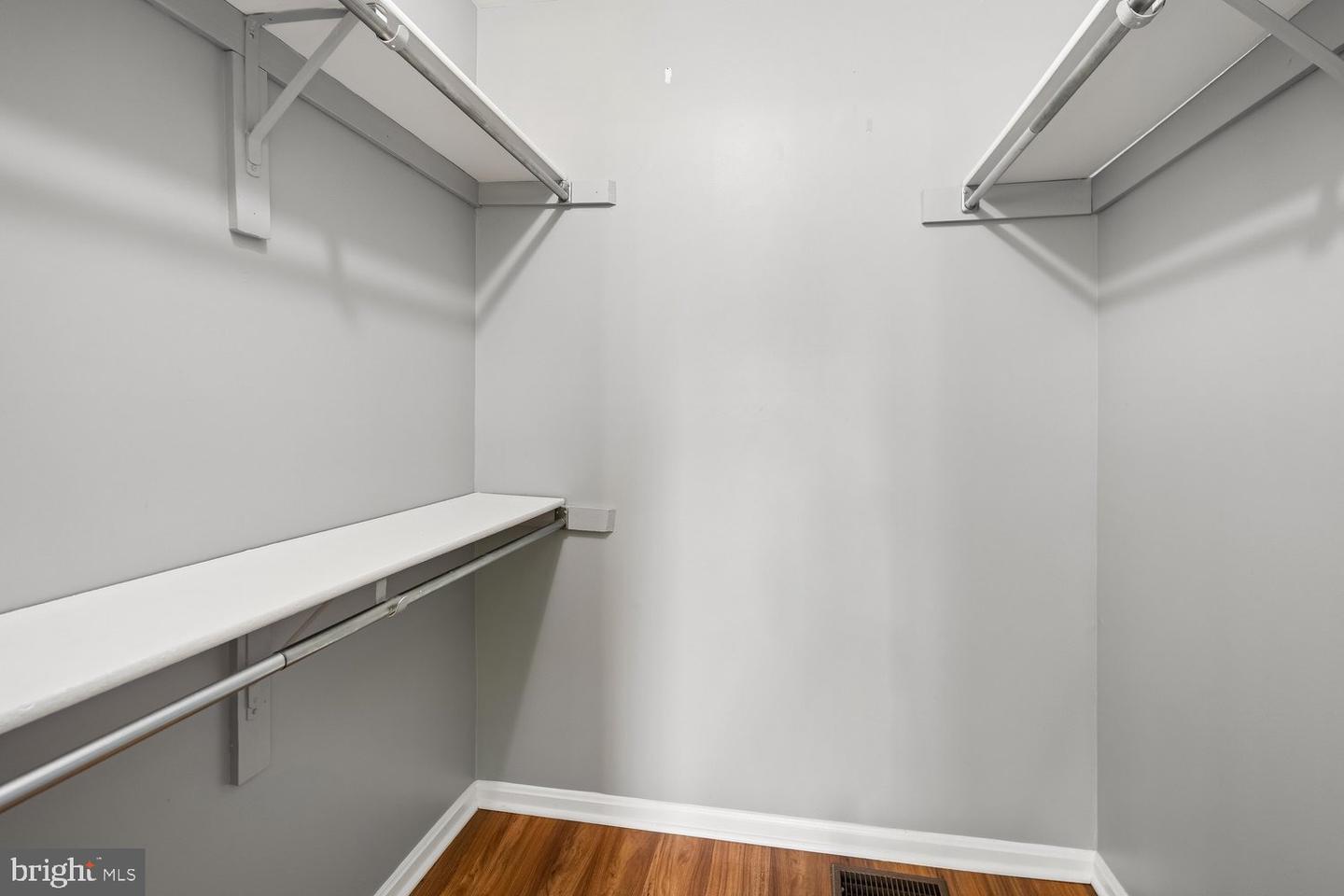3701 Capulet Ter #3701-4 Property Photo 17