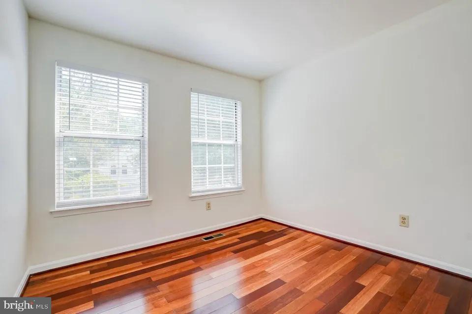 12902 Hawkshead Ter Property Photo 6