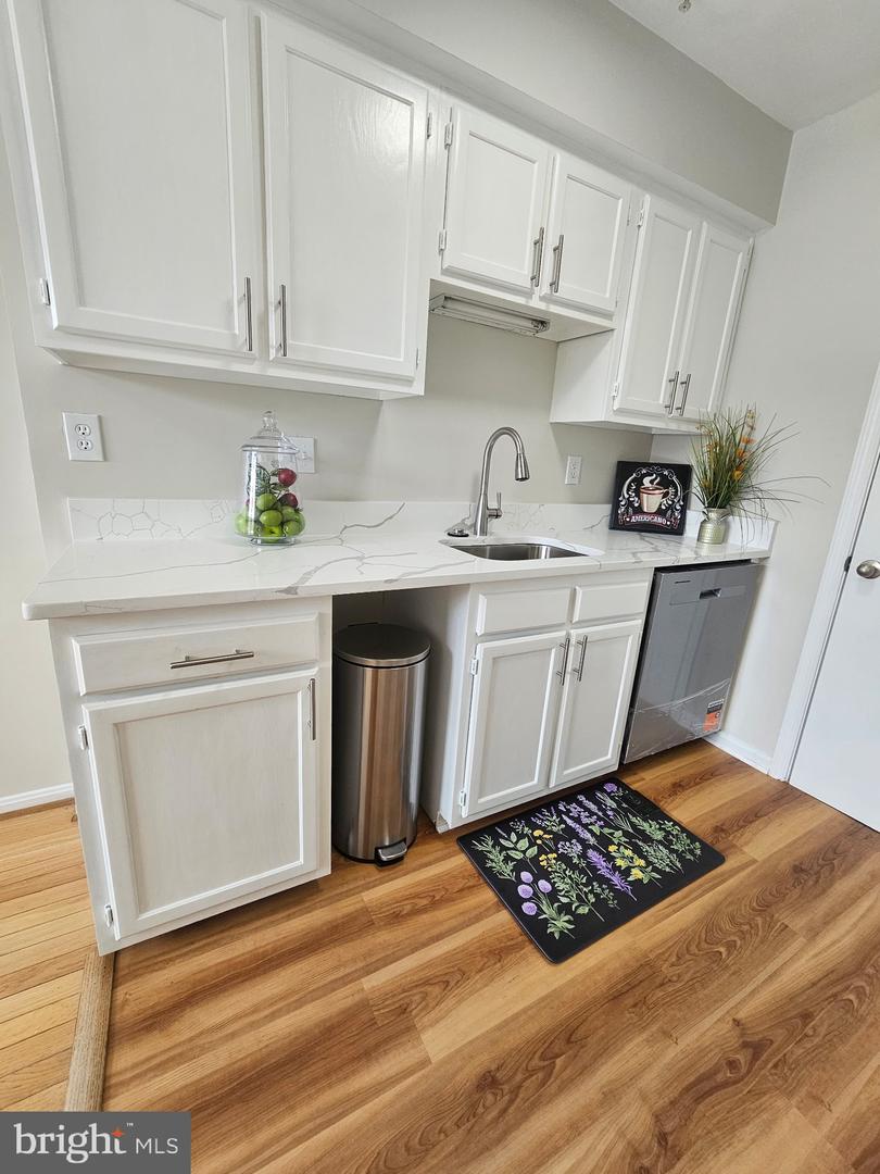 14913 Cleese Ct #4af Property Photo 6