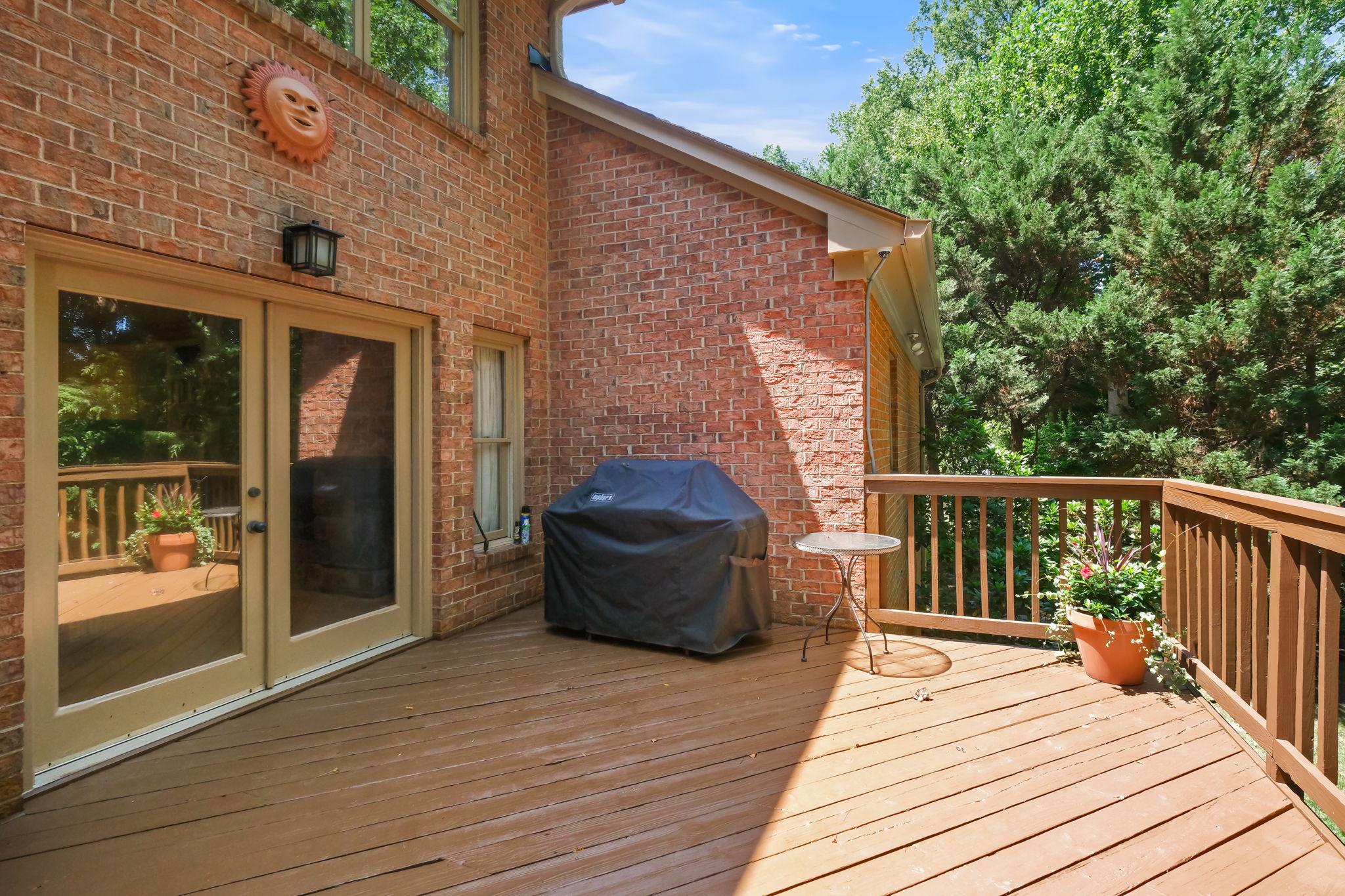 11832 Danville Dr Property Photo 28