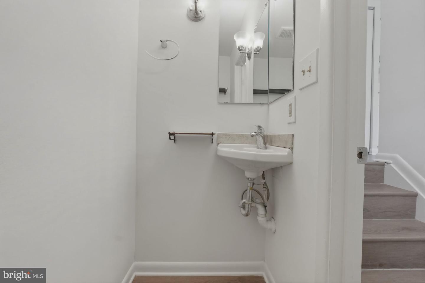 2846 Schoolhouse Cir Property Photo 16