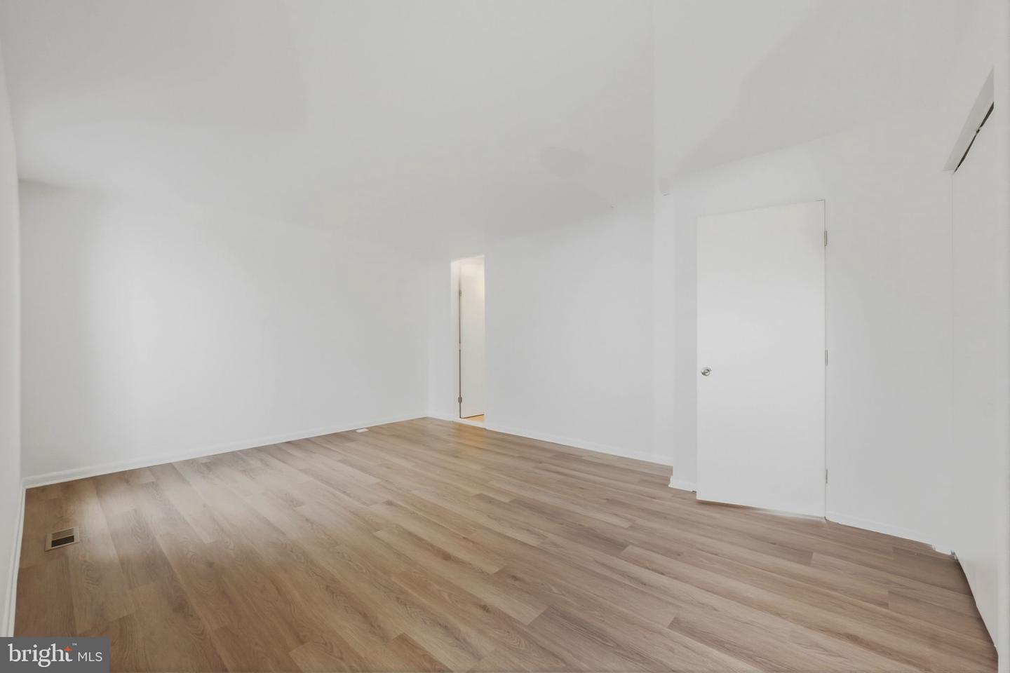2846 Schoolhouse Cir Property Photo 27