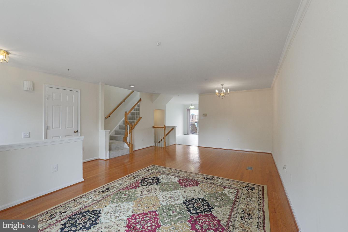 2209 Bear Valley Ter Property Photo 4