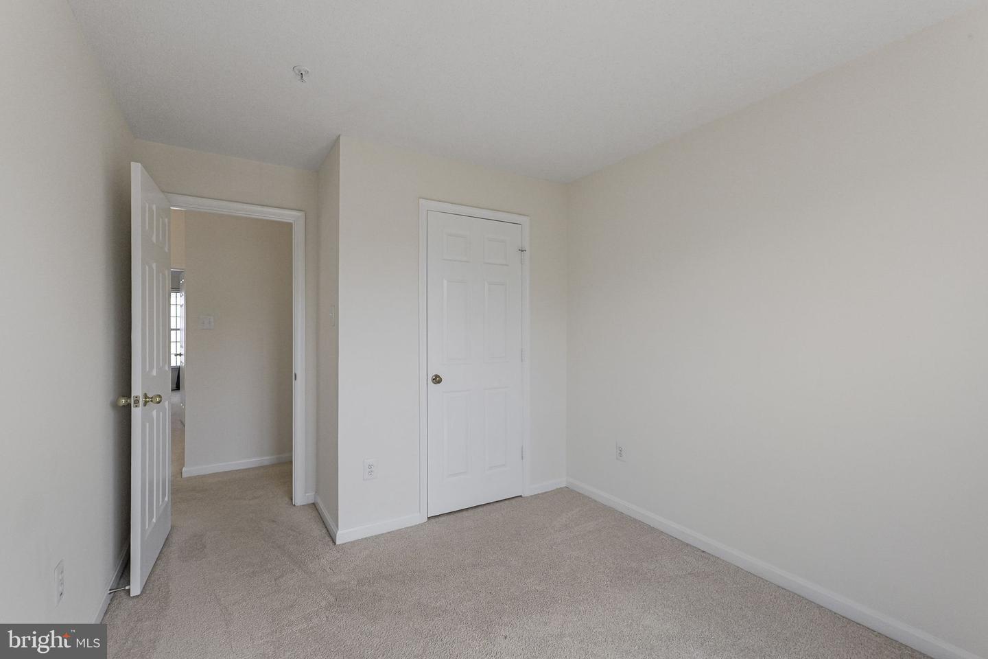 2209 Bear Valley Ter Property Photo 17