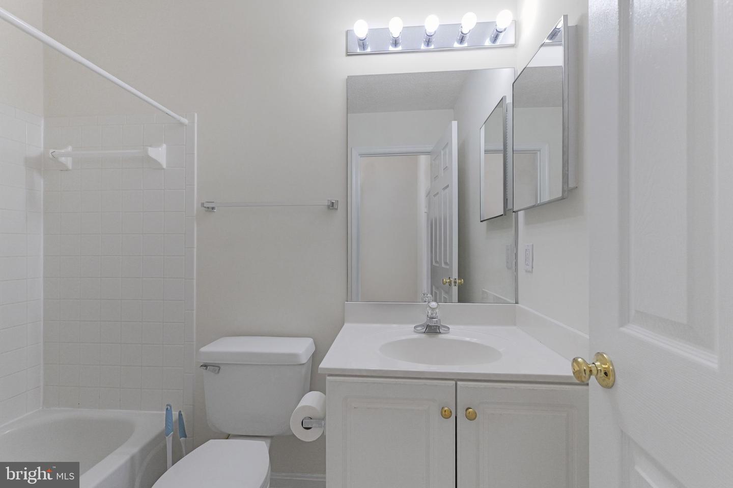 2209 Bear Valley Ter Property Photo 18