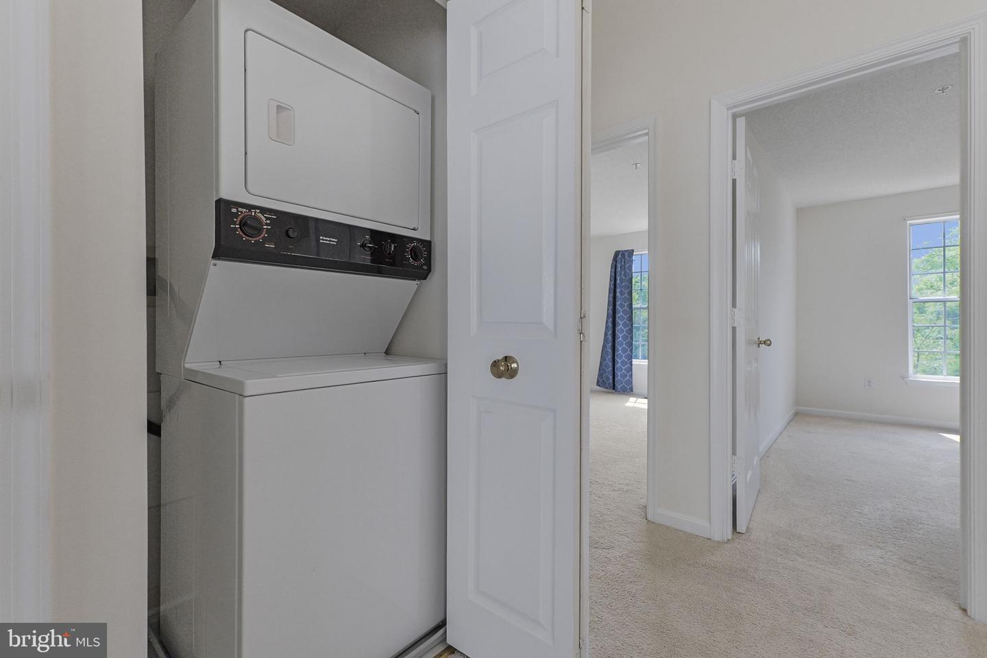 2209 Bear Valley Ter Property Photo 21