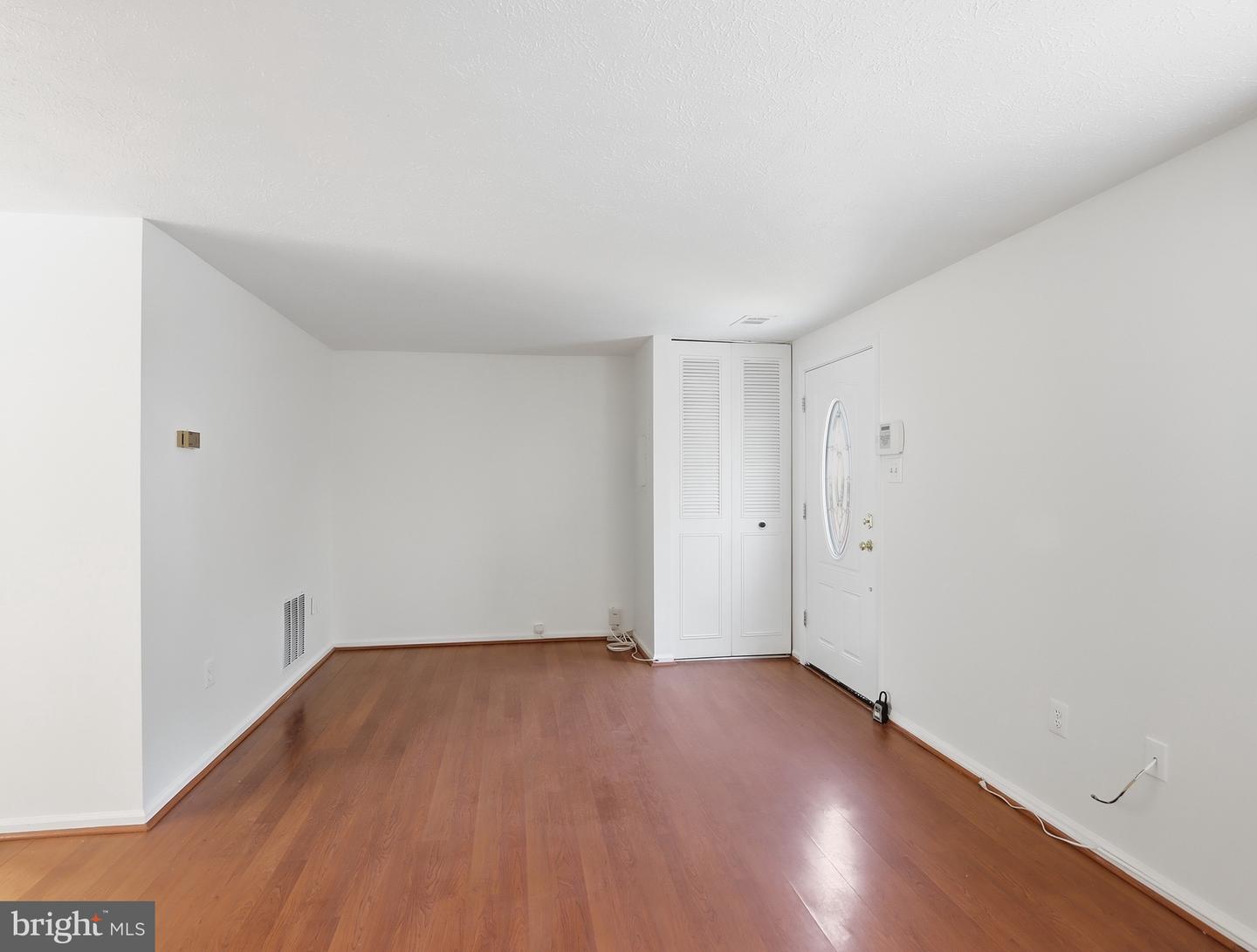 40 Whitechurch Ct Property Photo 7