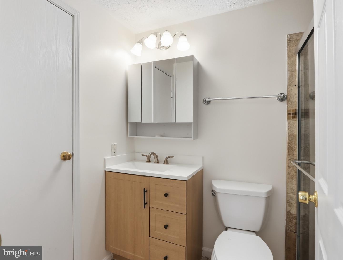 40 Whitechurch Ct Property Photo 13