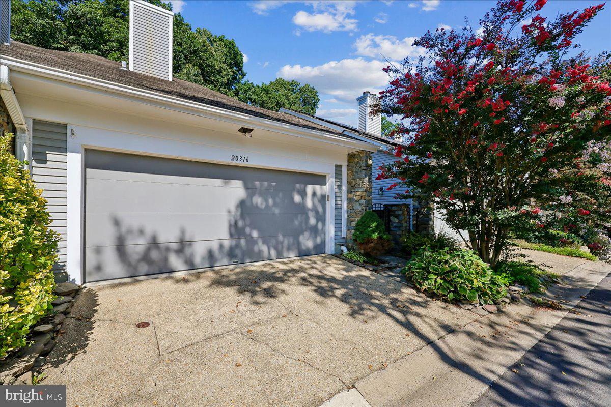 20316 Butterwick Way Property Photo 2