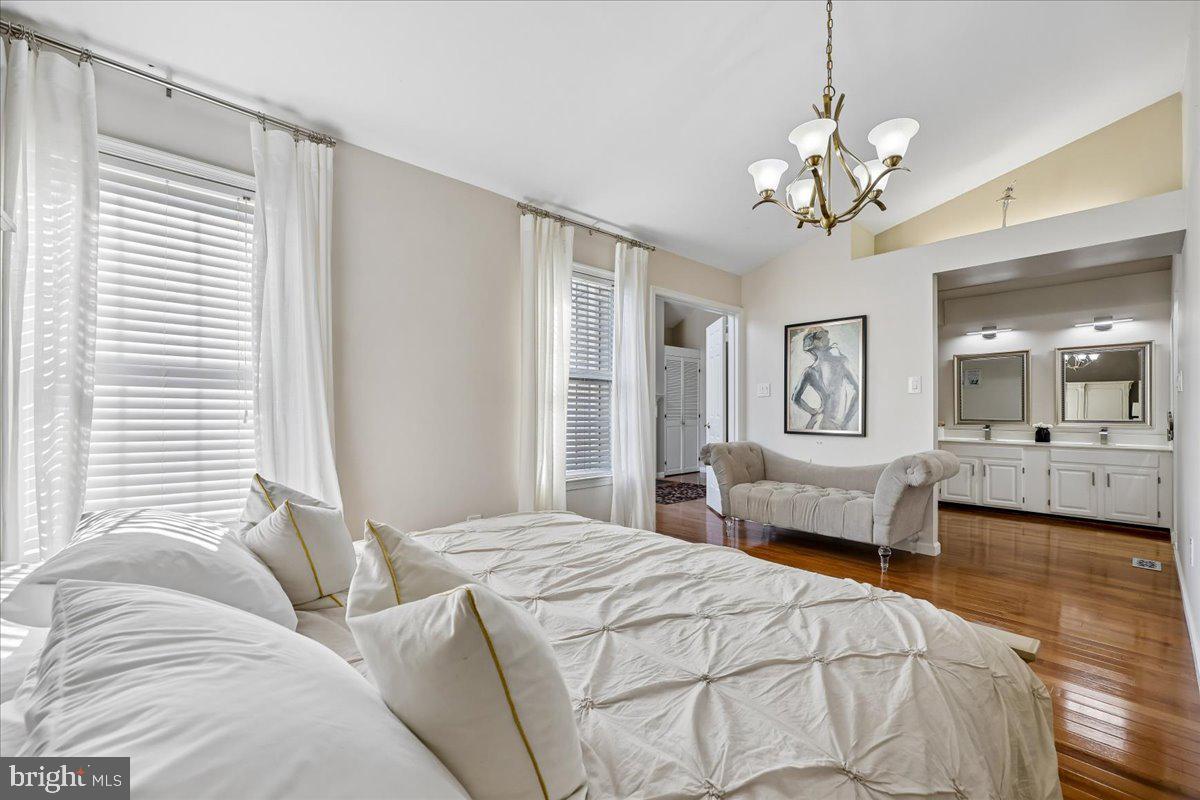 20316 Butterwick Way Property Photo 6