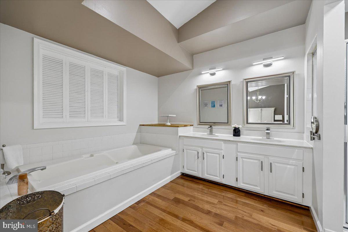 20316 Butterwick Way Property Photo 10