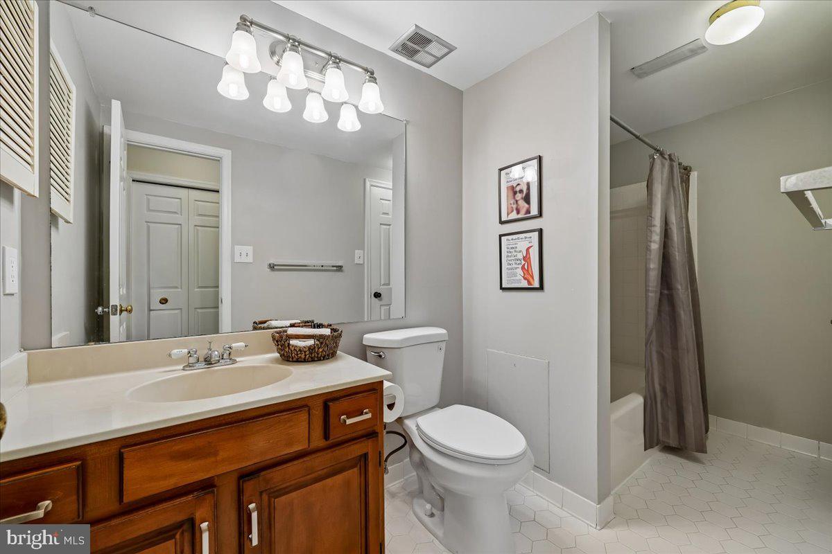 20316 Butterwick Way Property Photo 18