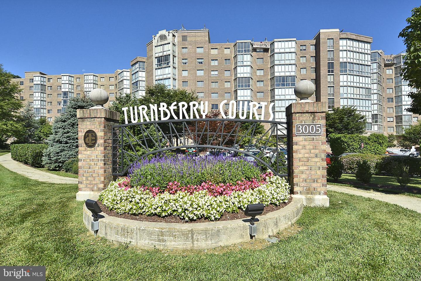 3005 S Leisure World Blvd #304 Property Photo 1