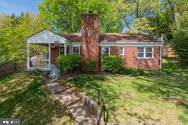 8413 Spencer Ct Property Photo 2